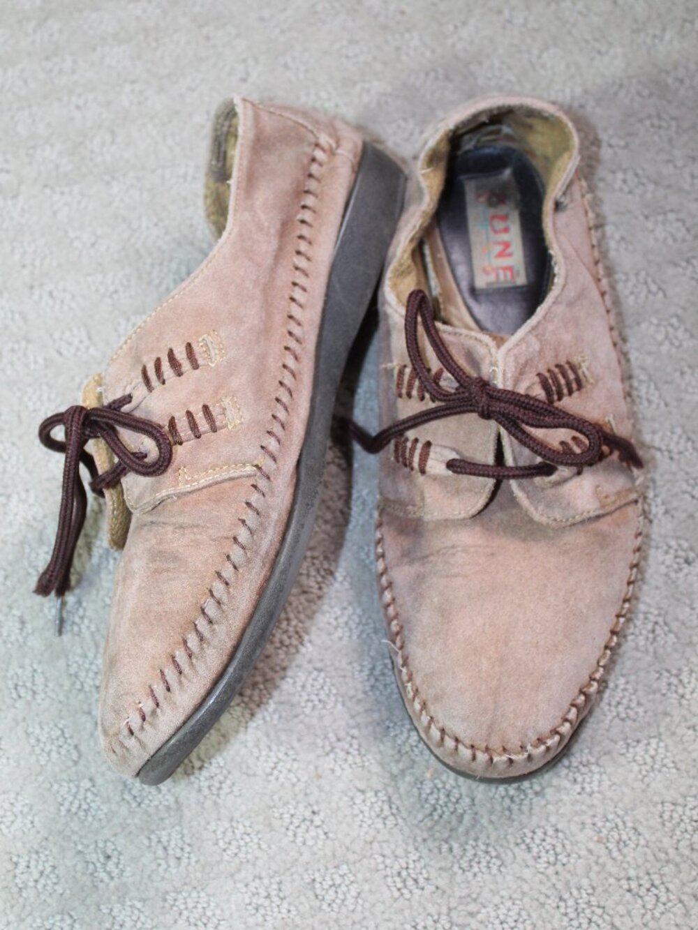 Zune Size 9W Brown Suede Flat Moccasin Shoes
